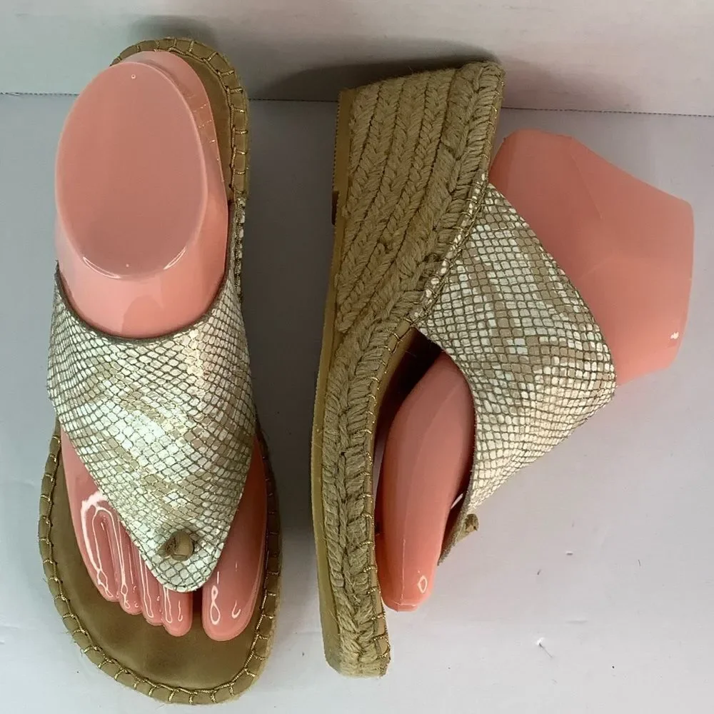 Andre Assous Snake Print Leather Wedge Espadrilles Summer Tan Sandal Sz US 9.5